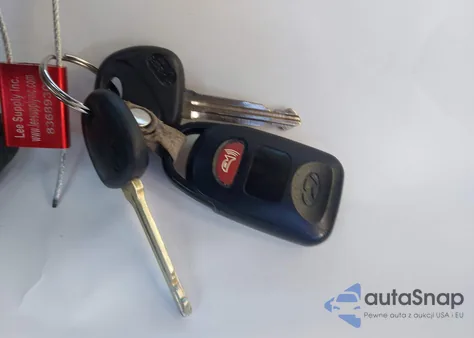 2017 Hyundai Elantra Se из США, поврежденный, VIN 5NPD84LF0HH168169